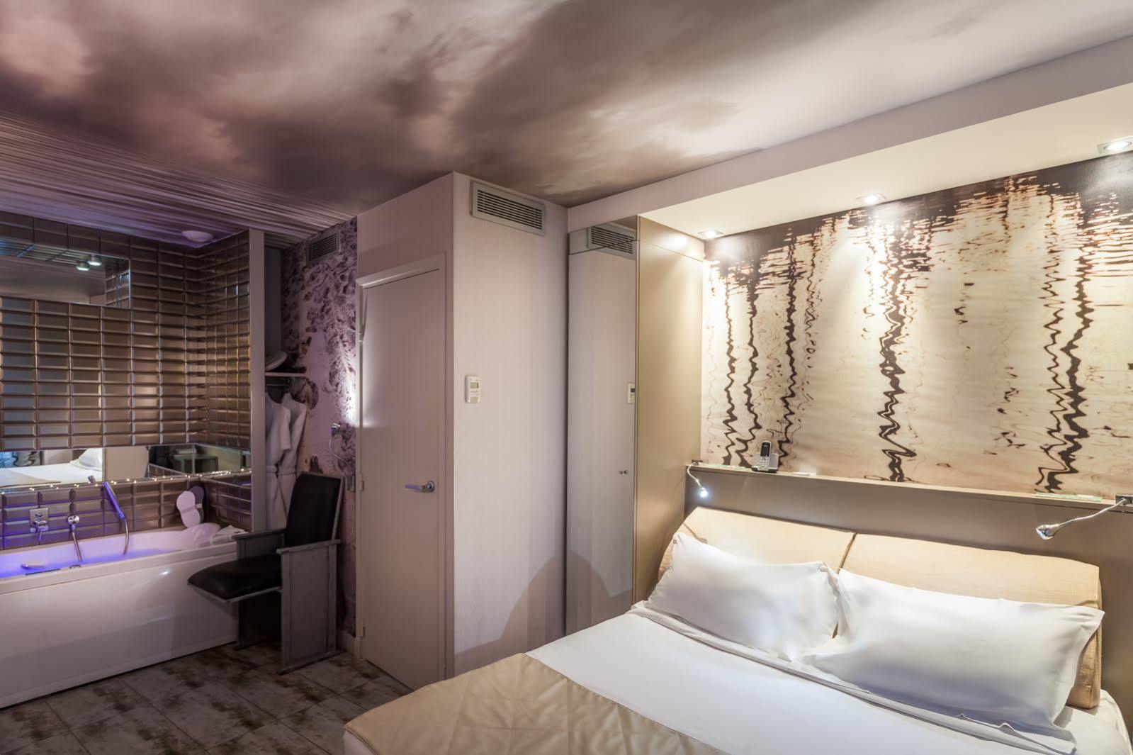 Apostrophe Hotel Париж Екстериор снимка
