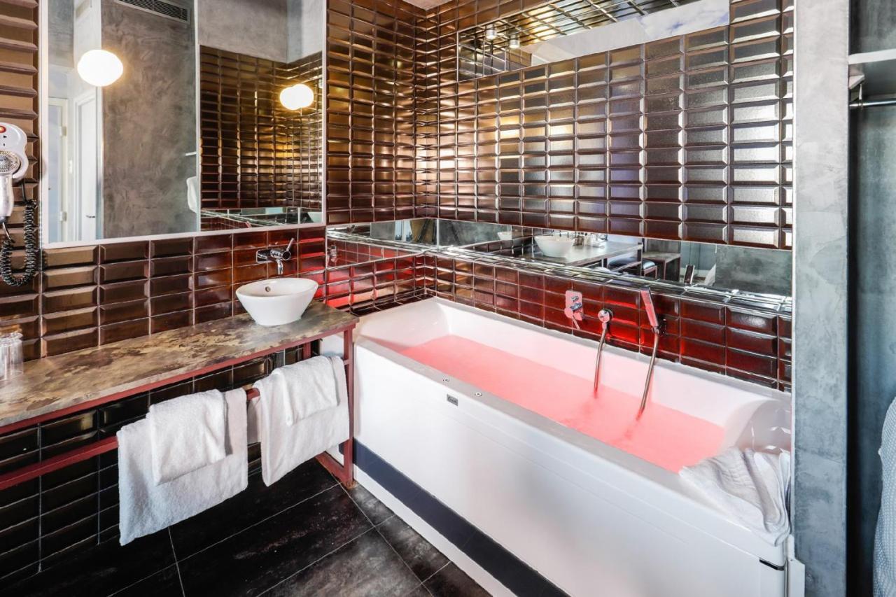 Apostrophe Hotel Париж Екстериор снимка